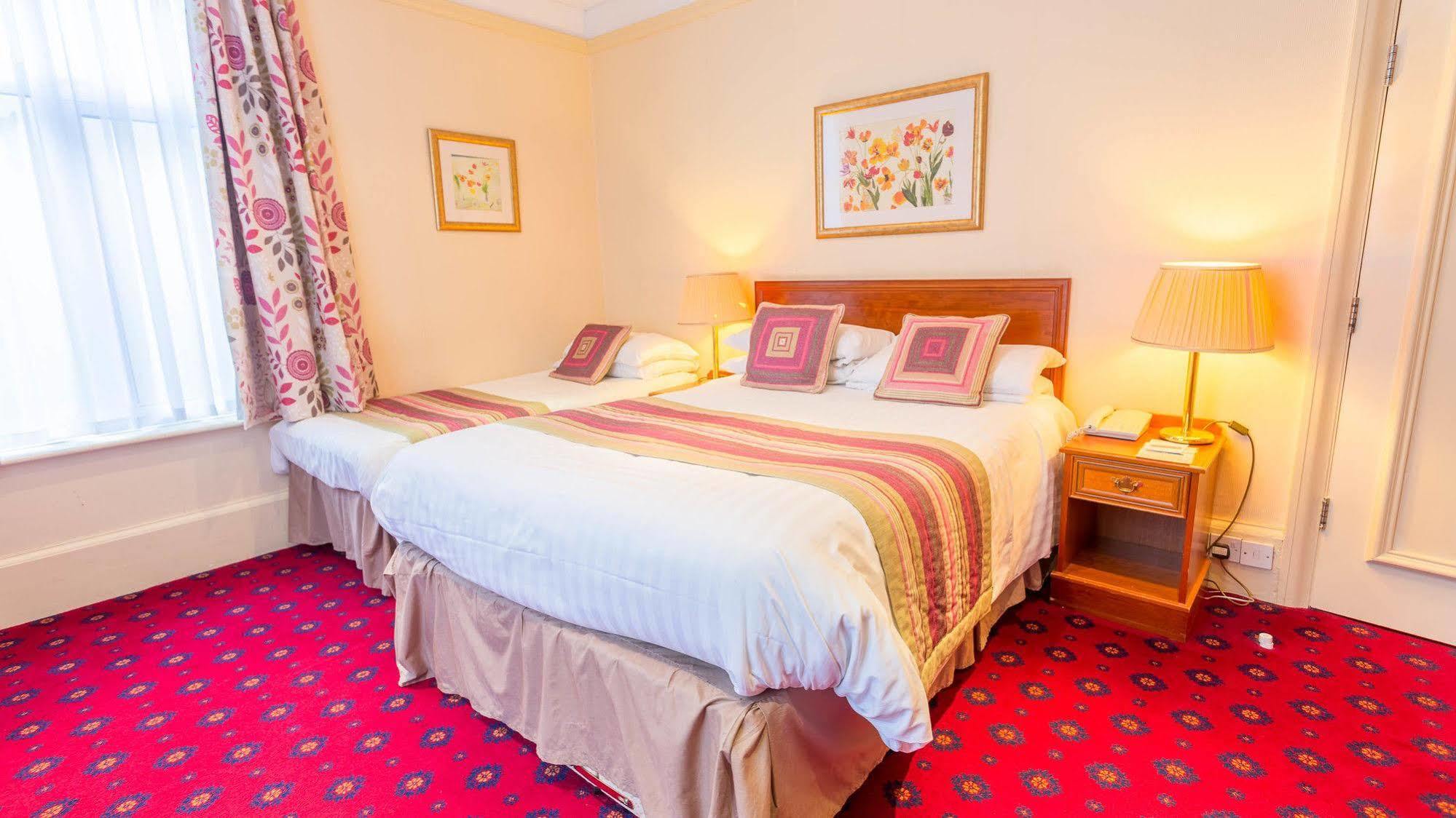 Langstone Cliff Hotel Долиш Екстериор снимка