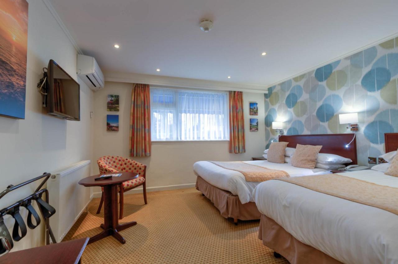 Langstone Cliff Hotel Долиш Стая снимка